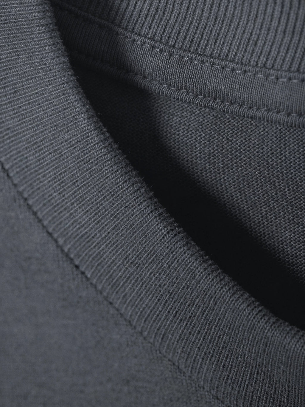 BASIC OVERSIZED TEE